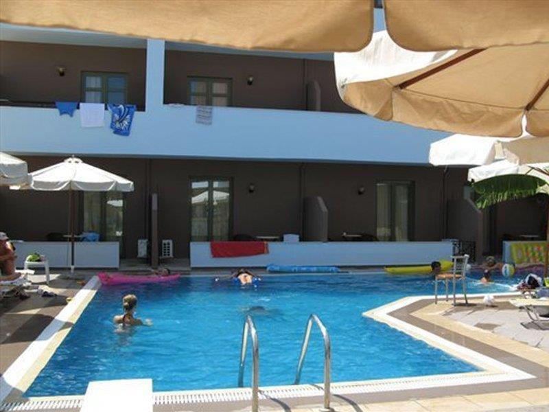 Stella-Katrin Hotel Platanes  Exterior photo