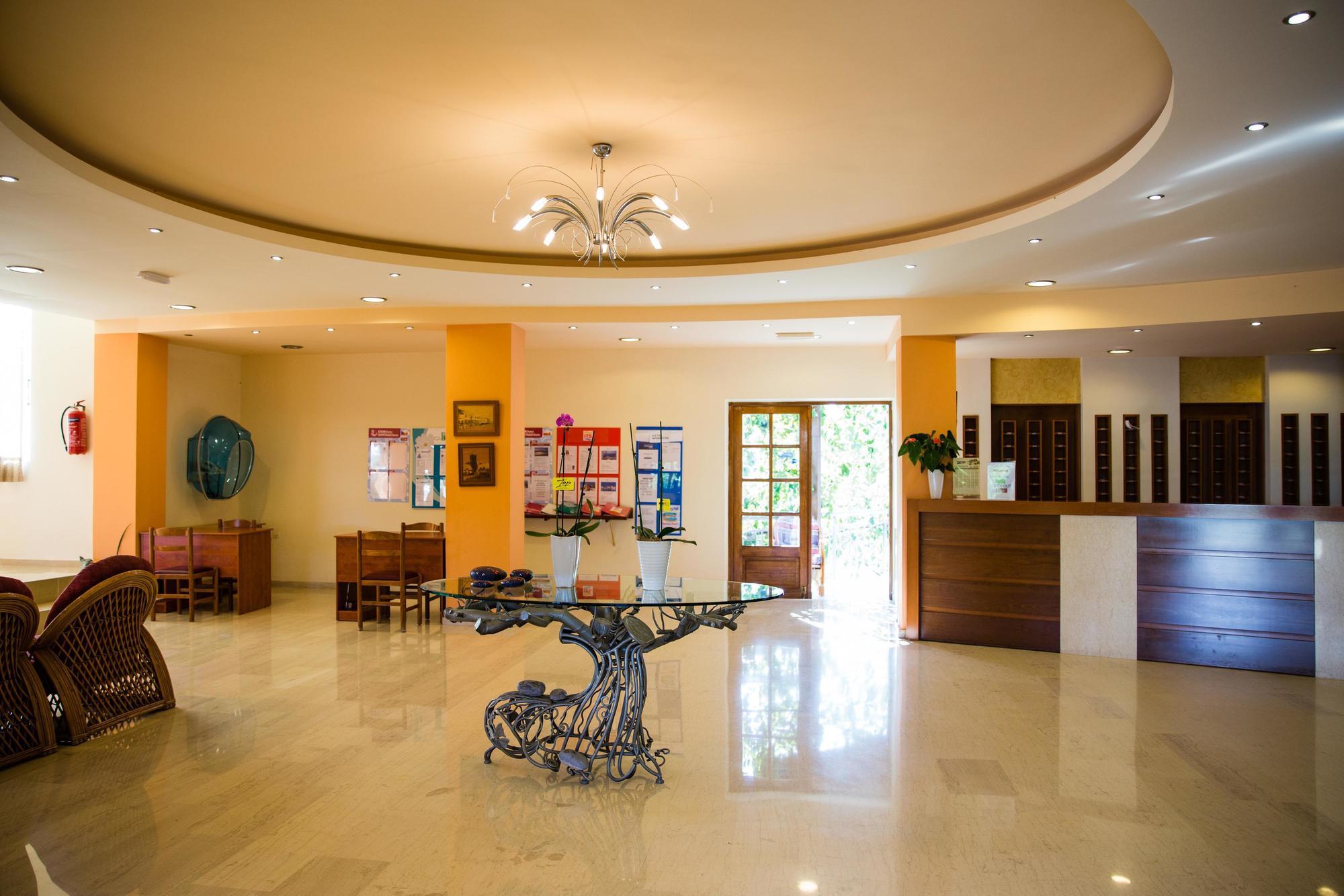Stella-Katrin Hotel Platanes  Exterior photo