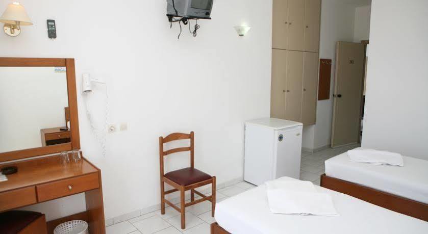 Stella-Katrin Hotel Platanes  Exterior photo