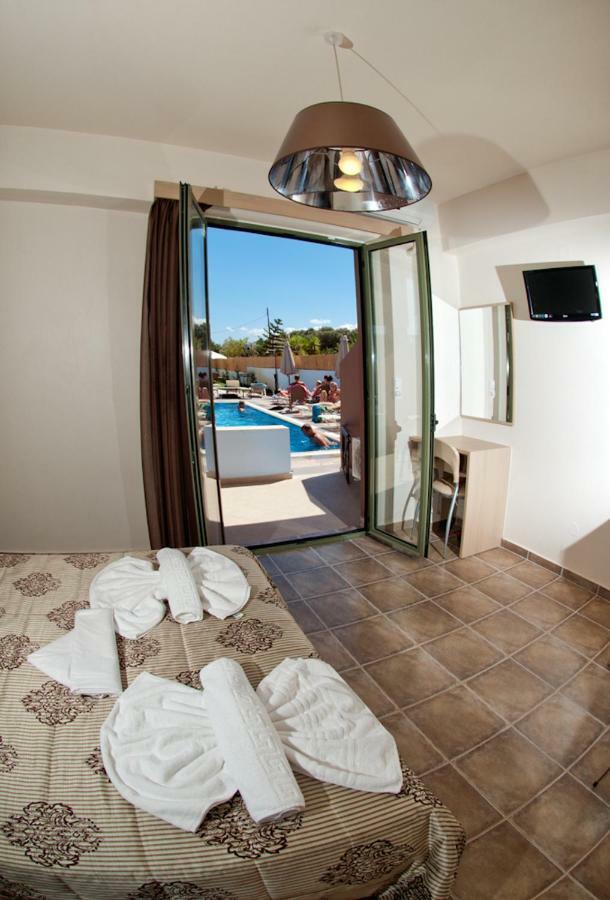 Stella-Katrin Hotel Platanes  Exterior photo